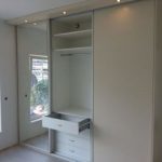 Decosier schuifdeurkast