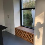 Decosier kast met wijnrek