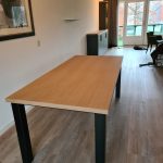 Eiken fineer tafel